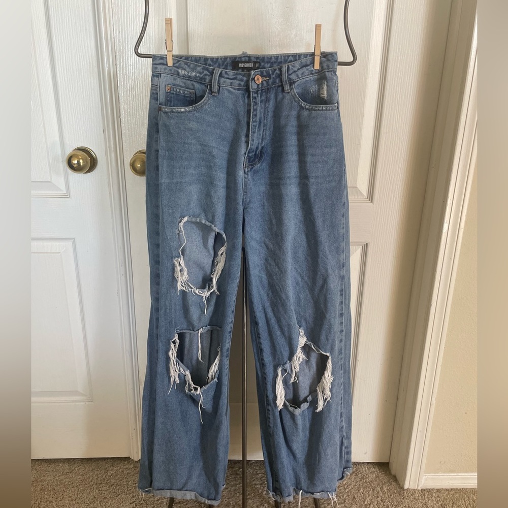Extreme Distress baggy high waisted misguided jeans